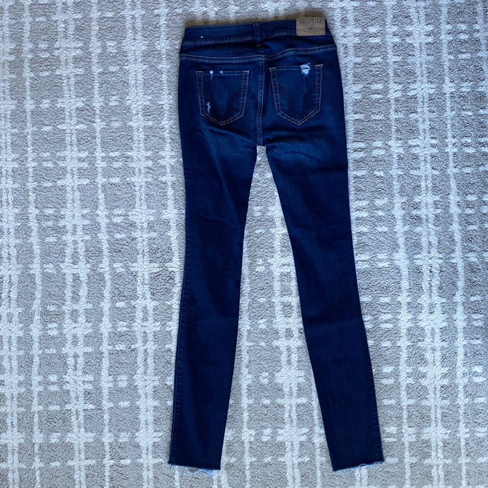 •Hollister• Distressed Super Skinny Jean - Picture 3 of 14